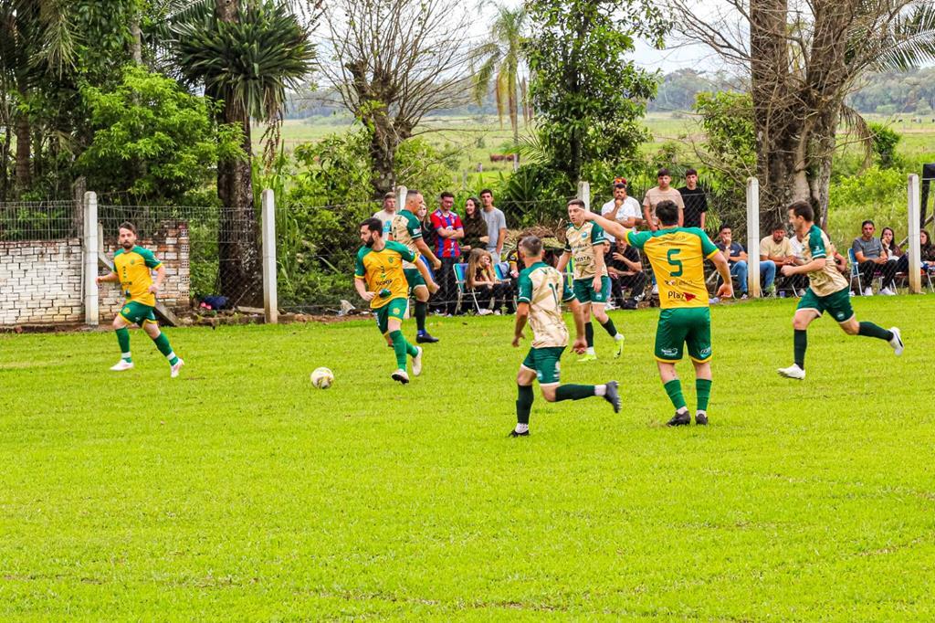 DEFINIDOS OS FINALISTAS DO CAMPEONATO MUNICIPAL DE FUTEBOL DE CAMPO DE MORRINHOS DO SUL