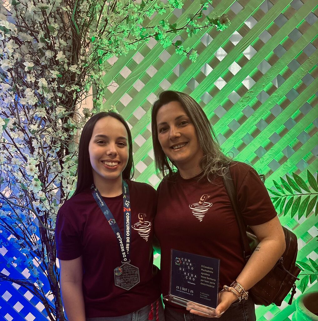 Aluna de Celso Ramos conquista Medalha Honrosa no 19º Concurso de Redação de Machadinho