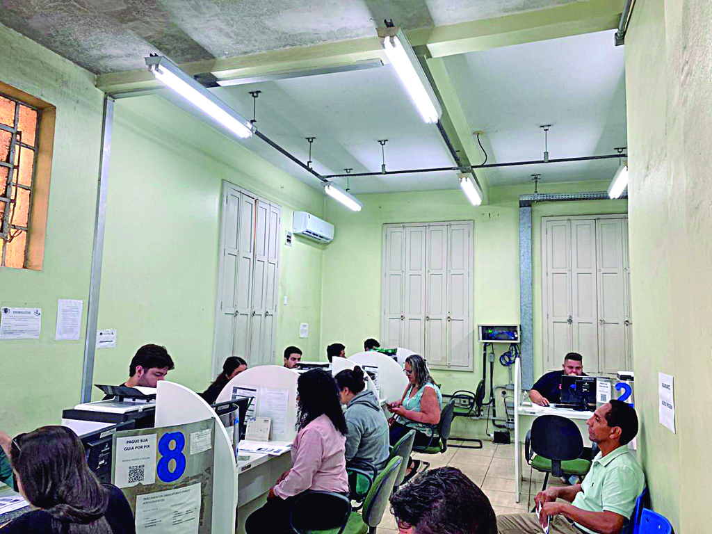 Contribuintes já podem negociar débitos com o município