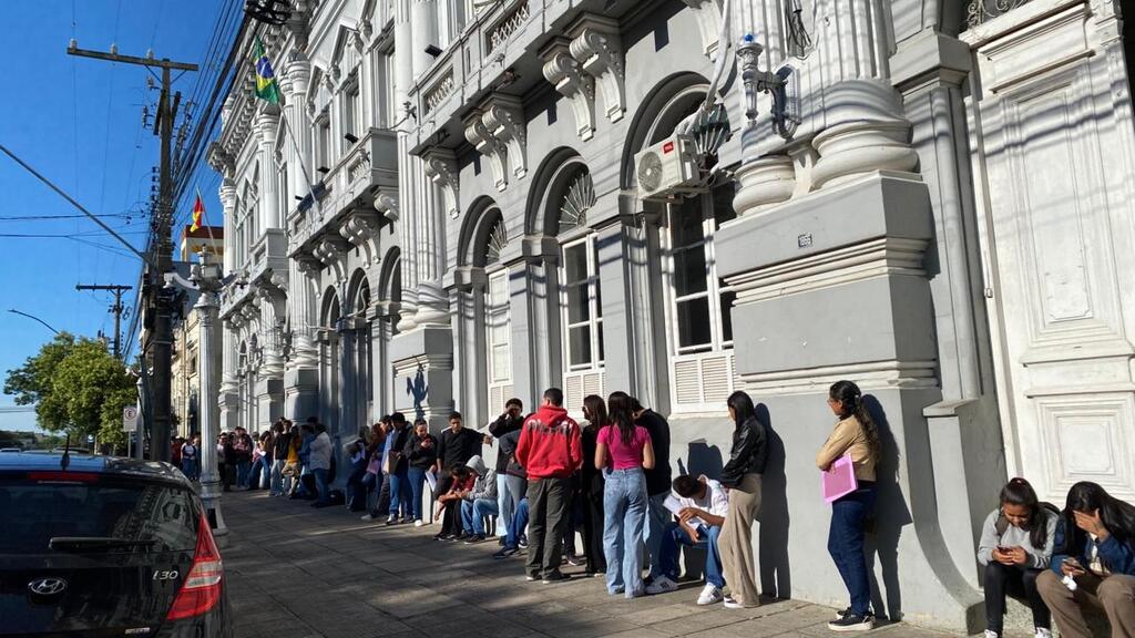 Feirão do Emprego atendeu mais de mil pessoas