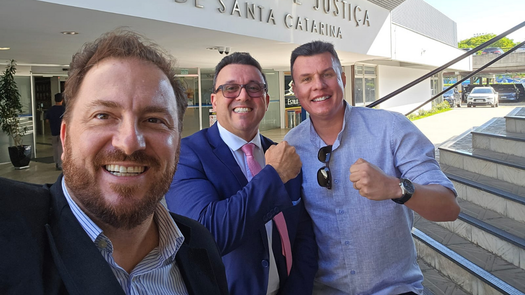 TJSC suspende processo de cassação contra vereador Ronaldinho em Imbituba por ilegalidade