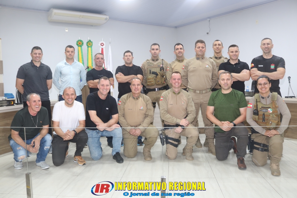 CÂMARA DE VEREADORES DE PRAIA GRANDE HOMENAGEIA OS POLICIAIS MAURO E LUCIANO PELOS RELEVANTES SERVIÇOS PRESTADOS A PMSC