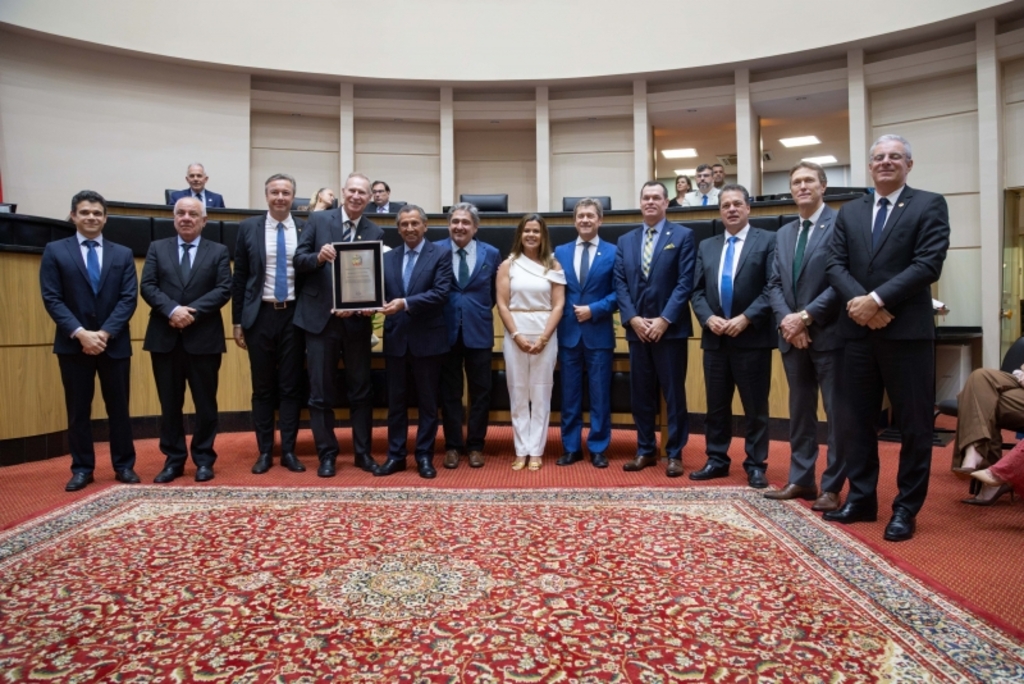 Sessão especial marca os 70 anos do Tribunal de Contas do Estado