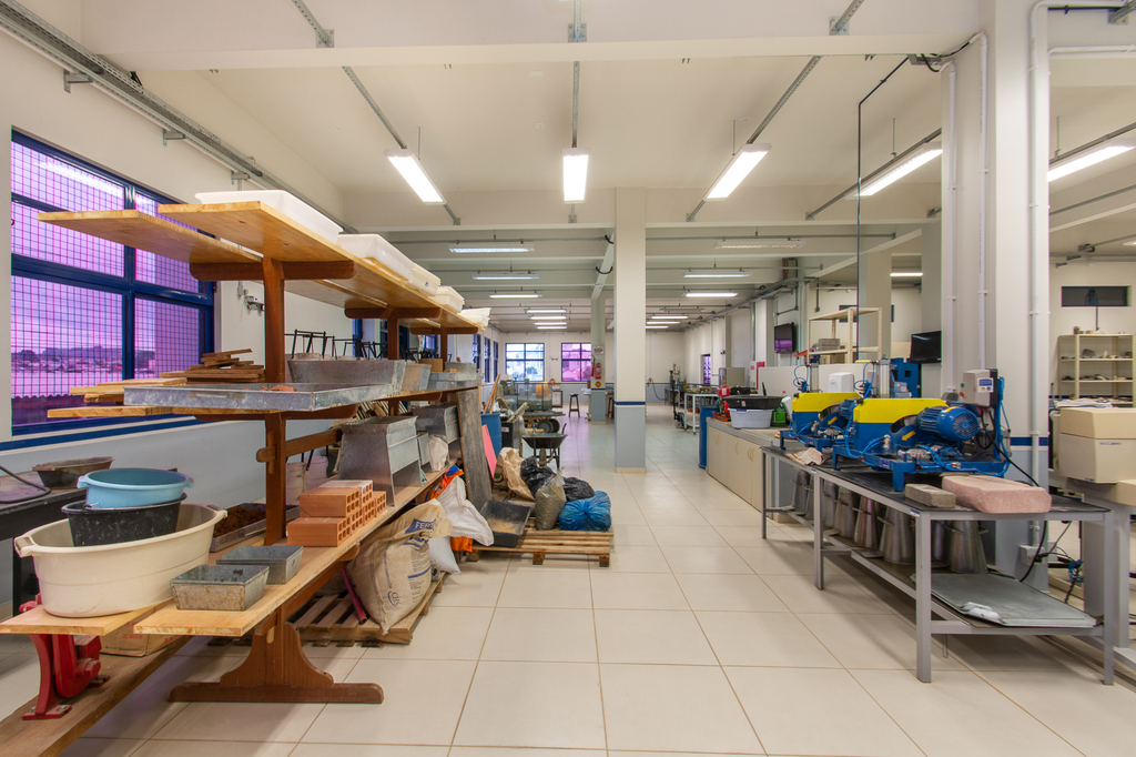 Uniplac abre novas vagas e convida comunidade para conhecer sua decoração de Natal