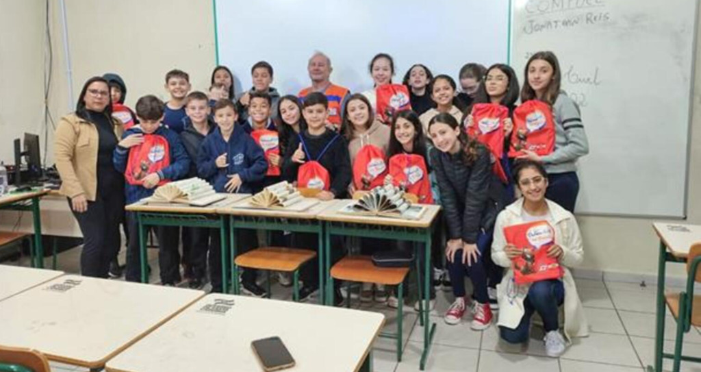 ADMINISTRAÇÃO MUNICIPAL REALIZA AÇÕES DE CONSCIENTIZAÇÃO COM O PROGRAMA DEFESA CIVIL NAS ESCOLAS DE PRAIA GRANDE