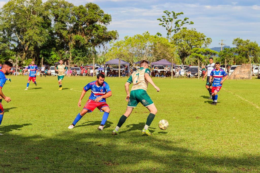 RIO BONITO E SANTA TEREZINHA LARGARAM NA FRENTE NAS  FINAIS DO CAMPEONATO  MUNICIPAL DE FUTEBOL