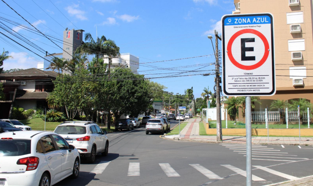 Estudo técnico e jurídico define retorno de cobrança do estacionamento rotativo em Criciúma