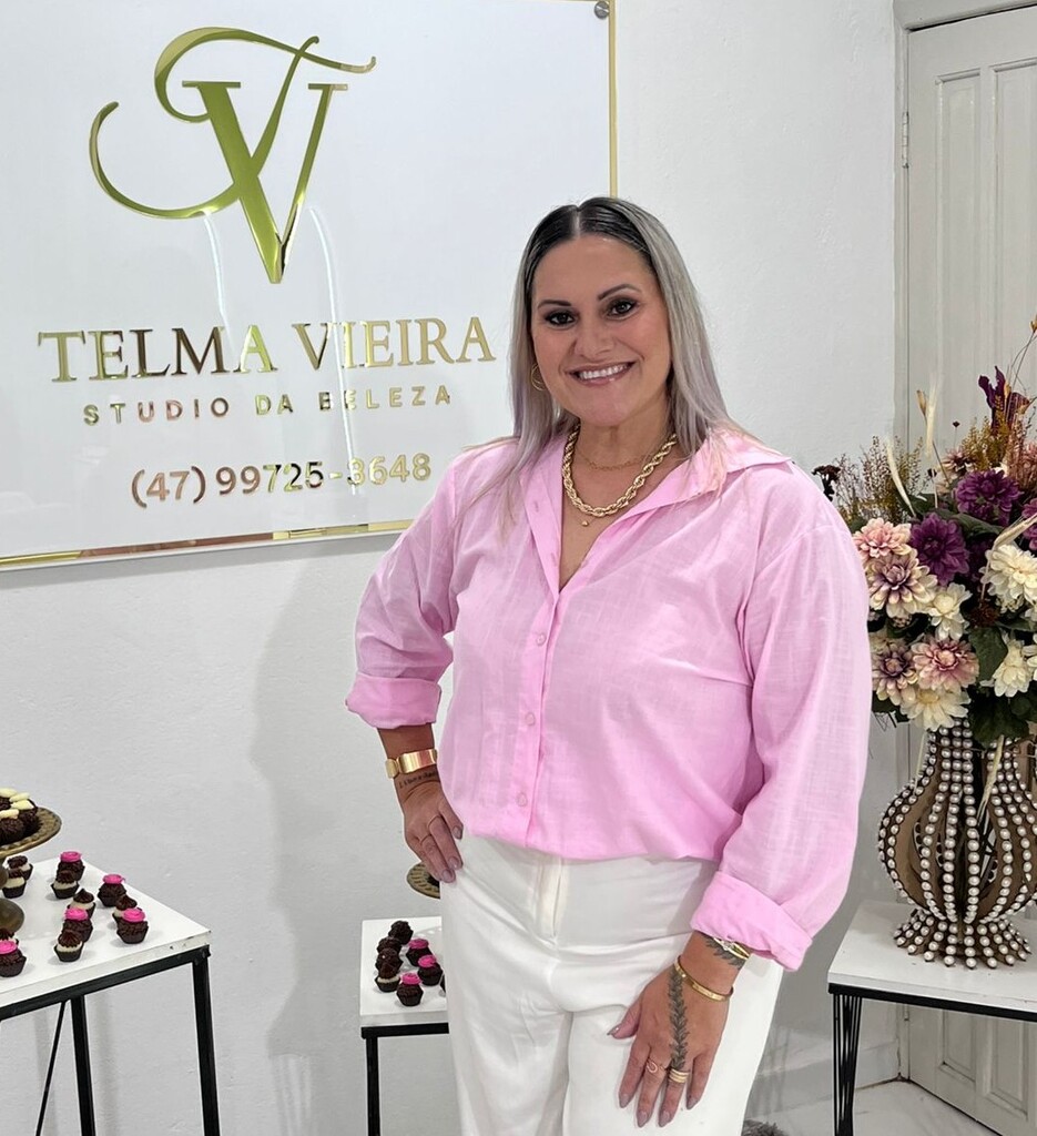 Telma Vieira Studio da Beleza: uma história de renascimento, paixão e beleza agora na Praia da Enseada
