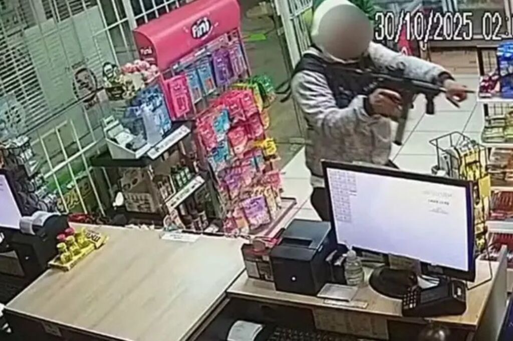 Foto: Reprodução - Assalto ocorreu em loja de conveniência em Florianópolis
