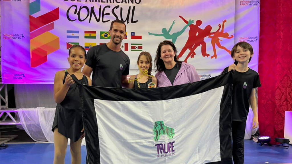 Trupe de Patinação de Imbituba brilha em campeonato sul-americano com três medalhas de ouro