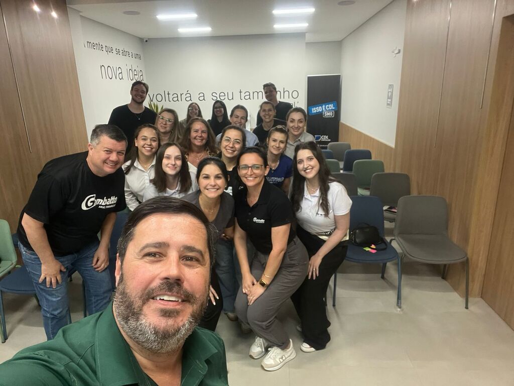 Sebrae e CDL realizam oficina do programa Escola de Vendas