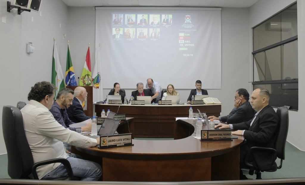Câmara de Forquilhinha adota sistema eletrônico de votação e marca nova fase no Legislativo