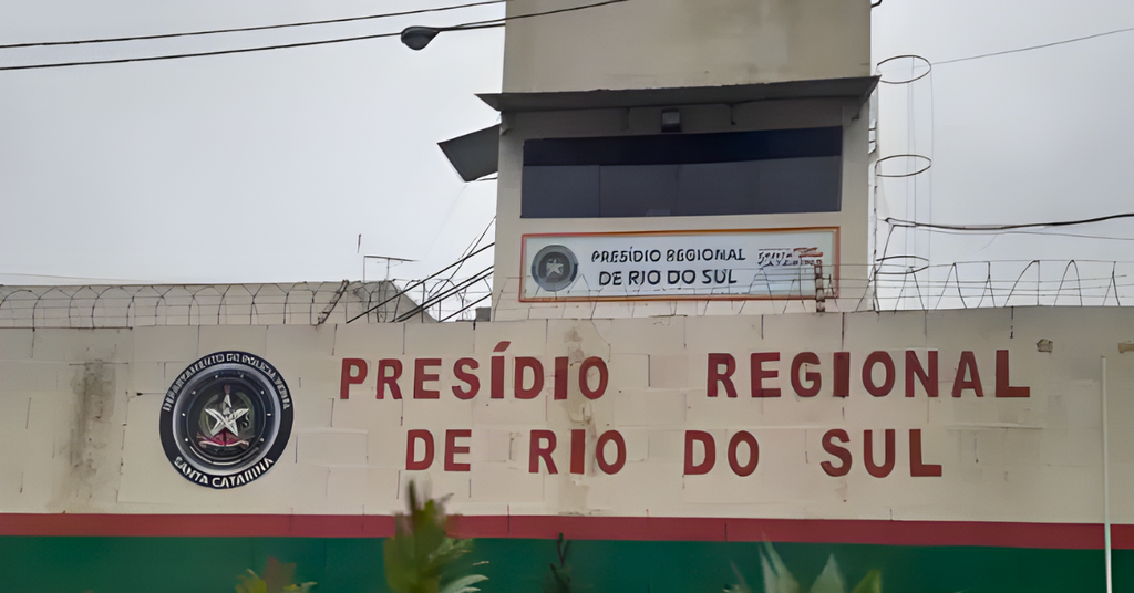 MPSC solicita transferência de detentos após superlotação em presídio de Rio do Sul