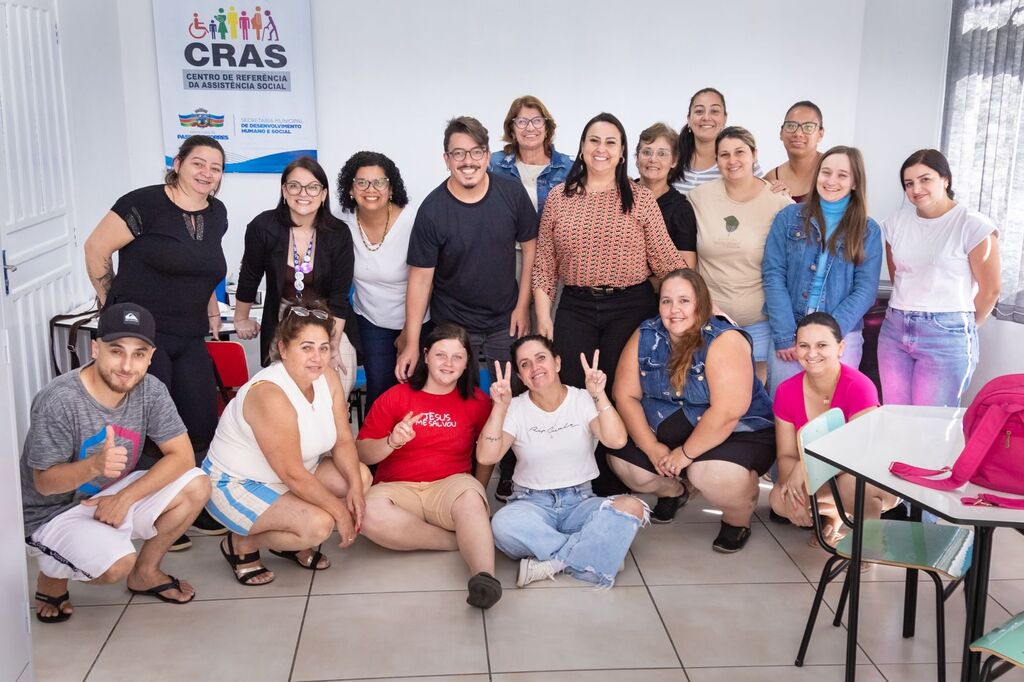 PREFEITURA DE PASSO DE TORRES PROMOVE CURSO DE CABELEIREIRO NO CRAS