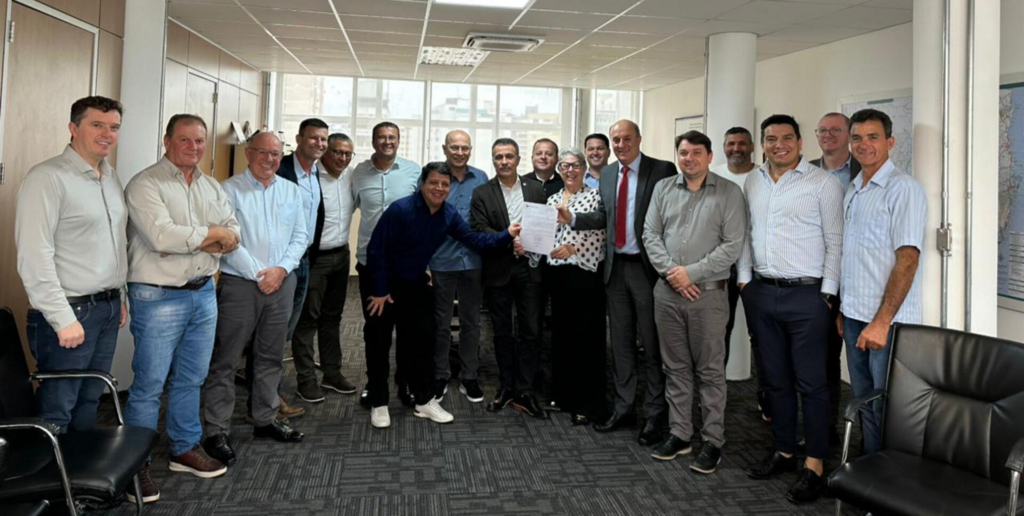 REUNIÃO DEFINE ESTRATÉGIAS E AÇÕES PARA SOLUÇÃO DEFINITIVA DA SC-108 ENTRE JACINTO MACHADO E PRAIA GRANDE