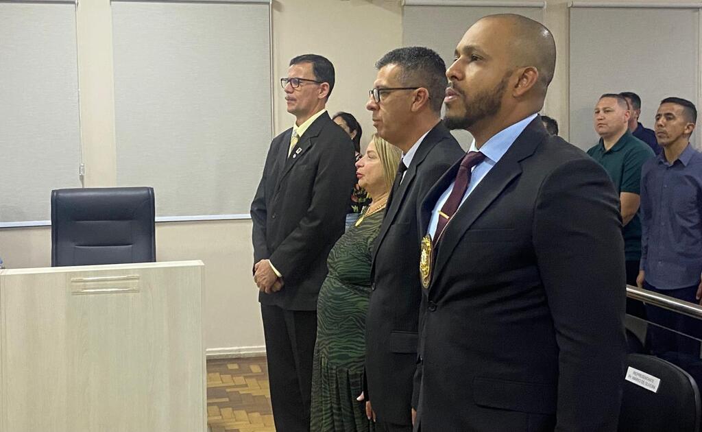 Homenagens marcam a Proclamação da República no Legislativo