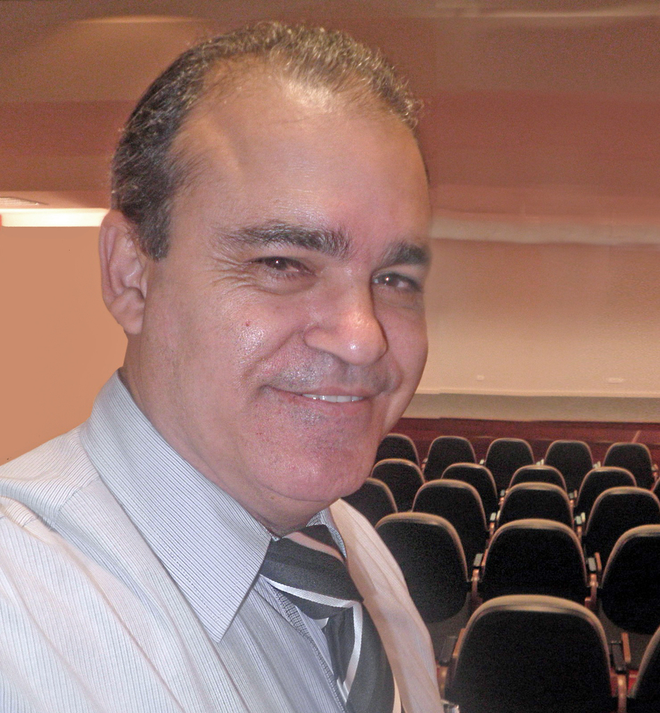 MANIFESTO PELO FIM DE FERIADOS