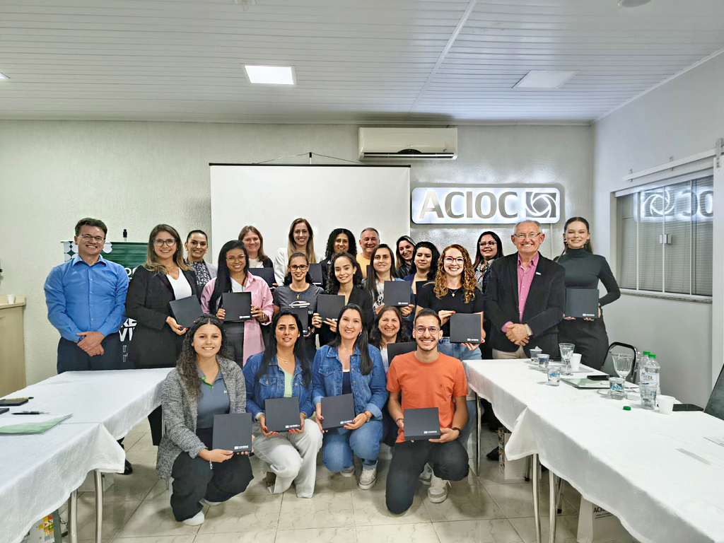 ACIOC recebe visita de ACIs e da Caciopar do Paraná para troca de experiências sobre associativismo e inovação