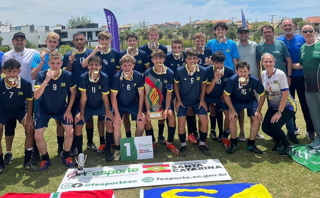 Anunciados os campeões da etapa estadual do Campeonato Catarinense Escolar de Futebol