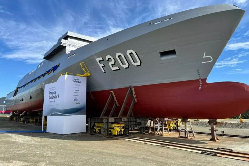 Navio que atua no ar, mar e fundo do oceano integra megaprojeto estratégico de R$ 12 bilhões