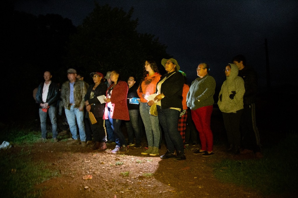 Rede de Sabedoria realiza encontro com recomendação das almas, literatura e tambor