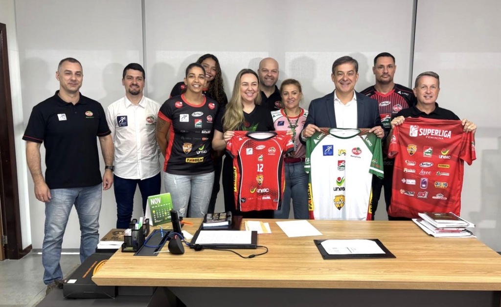 Criciúma apresenta equipe para a Superliga B de Voleibol Feminino