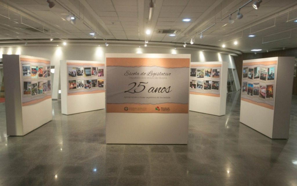 Sessão nesta quarta presta homenagem aos 25 anos da Escola do Legislativo