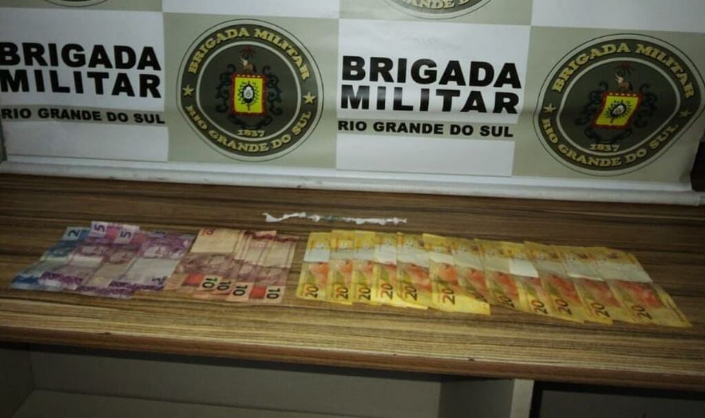 BM apreende drogas e dinheiro em Tabajara Brites