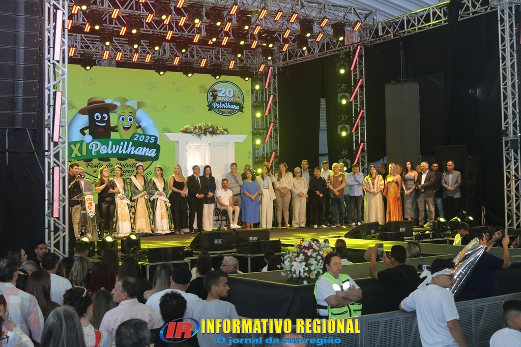 MILHARES DE PESSOAS PARTICIPARAM DA ABERTURA DA XI POLVILHANA, UMA DAS MAIORES FESTAS DA REGIÃO