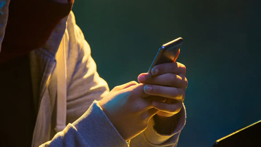 Imagem Freepik - Loja de celulares é furtada durante a madrugada no Centro de Imbituba