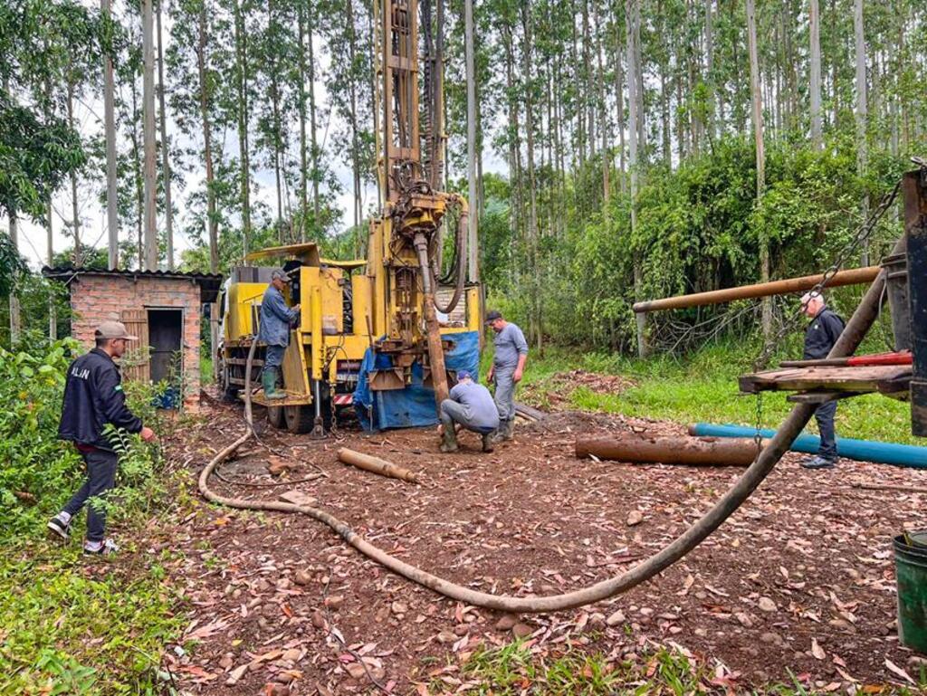 PREFEITURA DE MAMPITUBA AVANÇA NA PERFURAÇÃO DE NOVO POÇO EM PEREIRA LENTZ