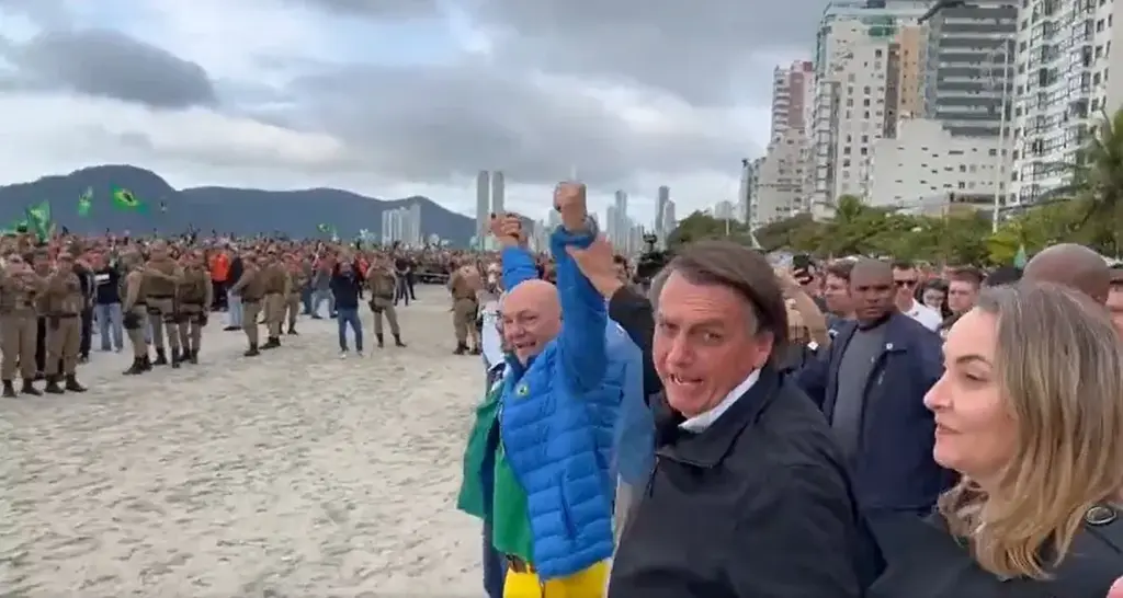 Prisão preventiva do ex-presidente Jair Bolsonaro pela Polícia Federal repercute muito além de Brasília