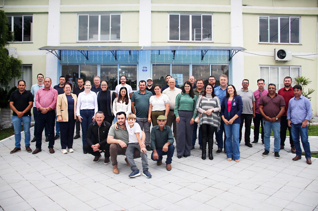 Zortéa recebe visita técnica de prefeitos da AMPLASC