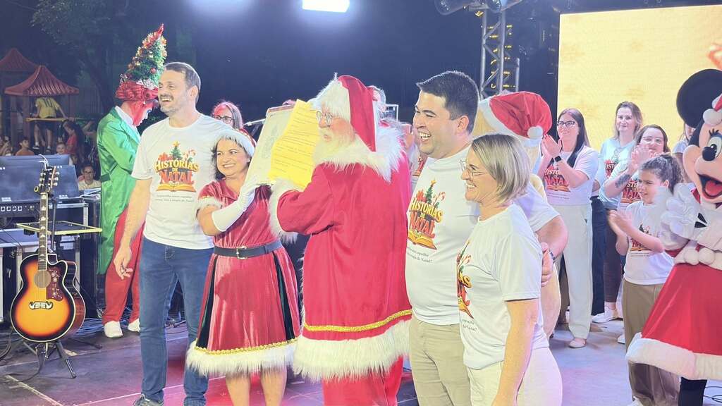 CAPINZAL LANÇA “HISTÓRIAS DE NATAL” E ABRE OFICIALMENTE A PROGRAMAÇÃO NATALINA
