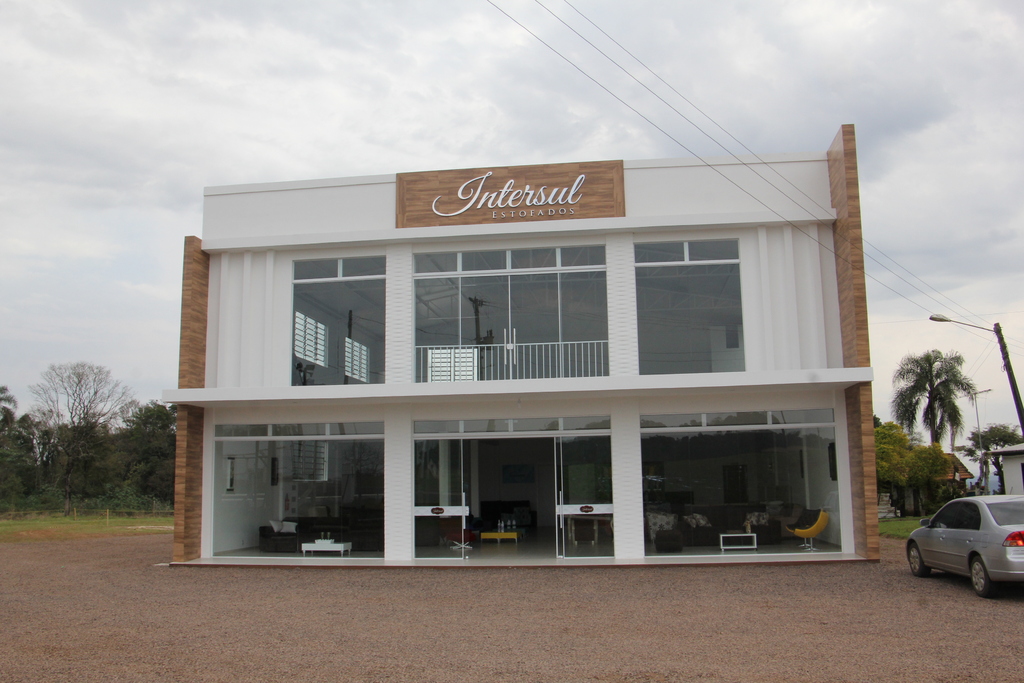 Vem aí o maior Black Friday da Intersul Estofados