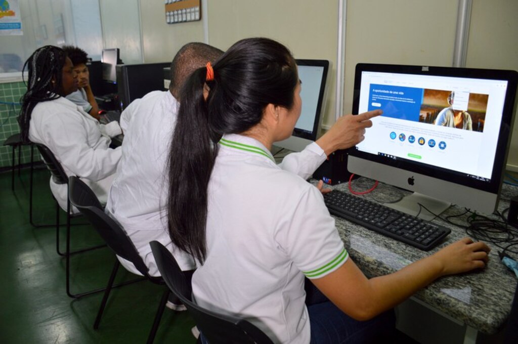 MEC inicia consulta pública para definir regras da assistência estudantil