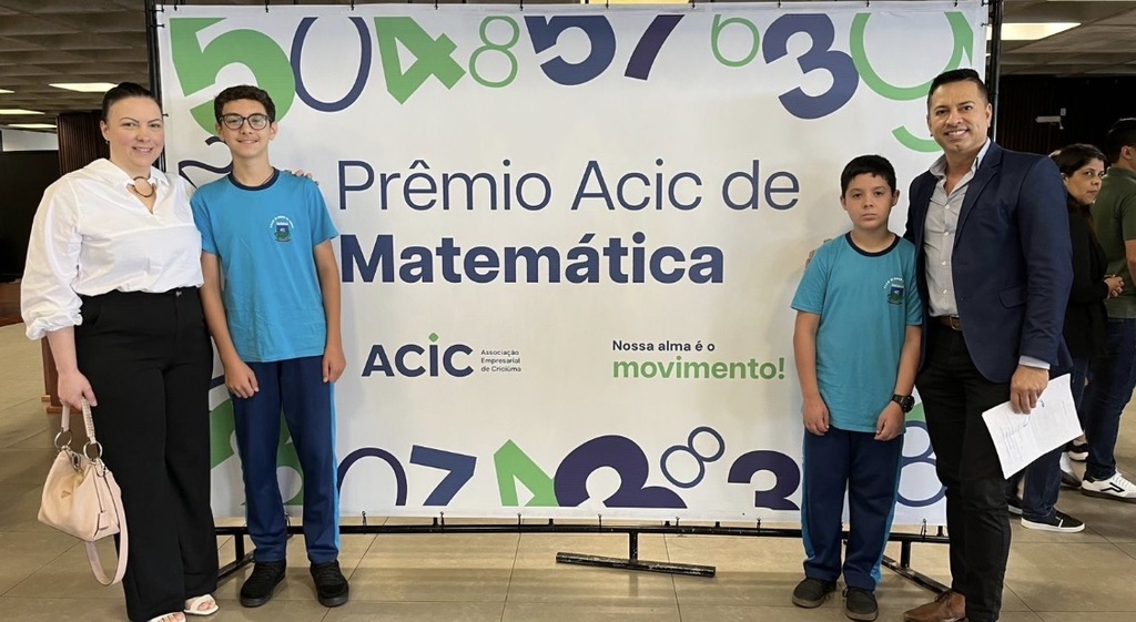 Alunos de Morro da Fumaça são medalhistas do 9º Prêmio Acic de Matemática
