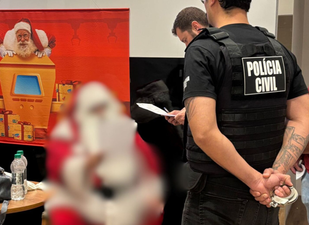 Imagem Artigo Geral Papai Noel é preso por estupro de vulnerável