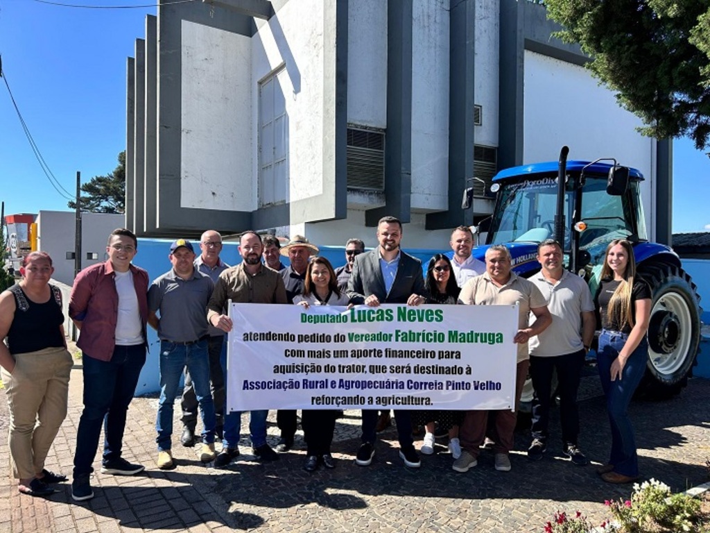 Trator para fortalecer a agricultura local