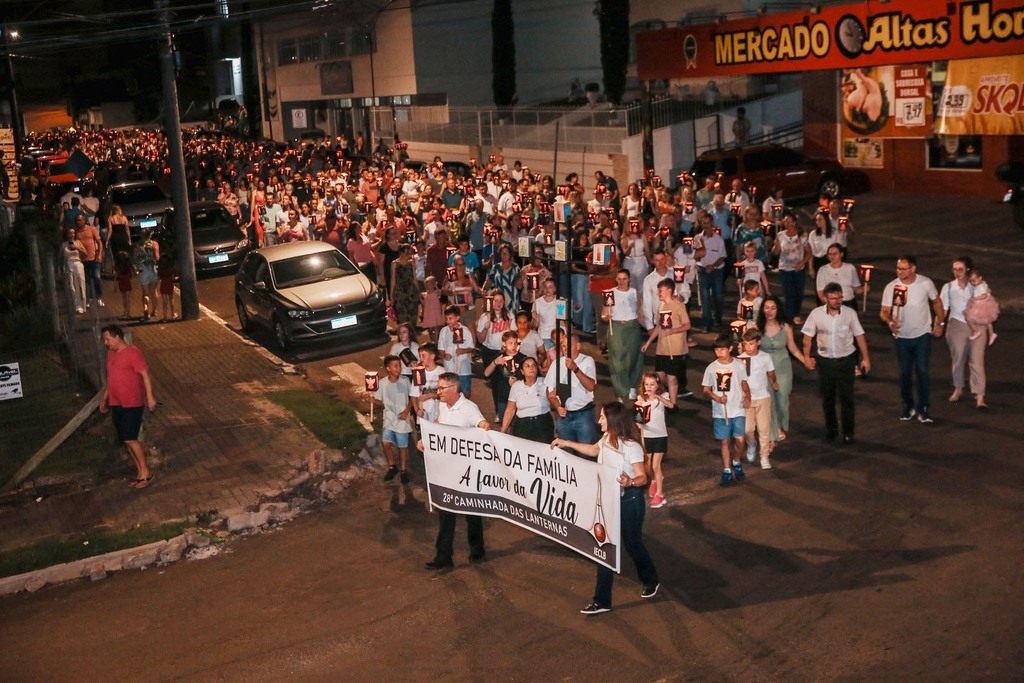 Caminhada das Lanternas 2025: Maravilha se prepara para noite de fé e luz