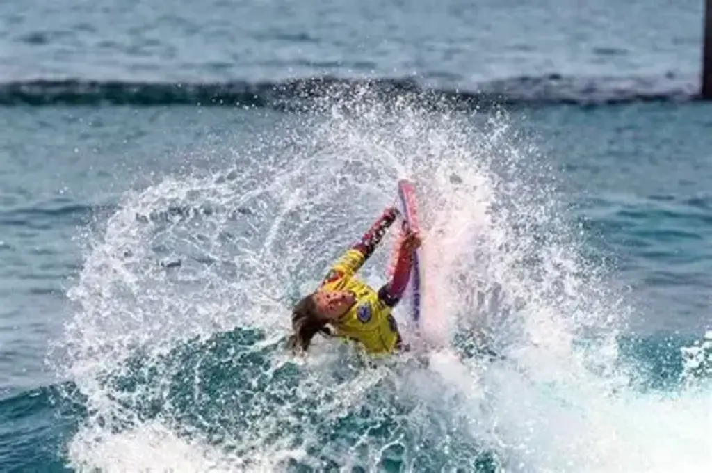 Prainha recebe aulão social e etapa final do Circuito Catarinense de Bodyboarding