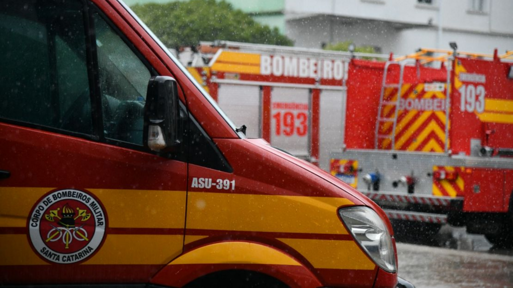 Imagem Reprodução Internet - Mulher passa mal dentro de ônibus e é socorrida pelos Bombeiros em Imbituba