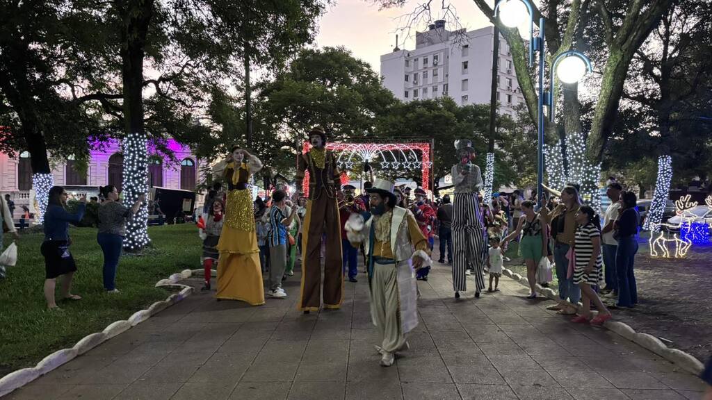 48ª Feira do Livro de Uruguaiana segue com intensa programação