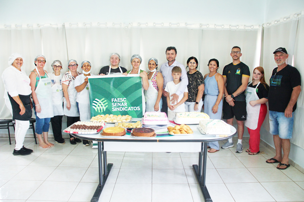 Curso de Confeitaria fortalece e incentiva mulheres de Zortéa
