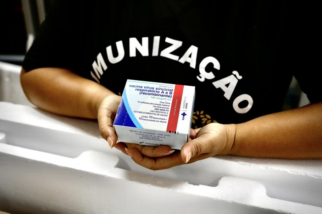 RS RECEBE 32 MIL DOSES DE VACINA PARA GESTANTES QUE IMUNIZA BEBÊS CONTRA A BRONQUEOLITE