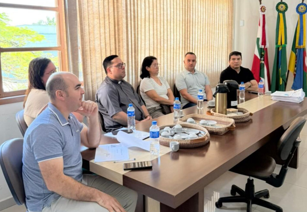 PRAIA GRANDE INICIA ANÁLISE DOS PROJETOS DA SAÚDE DENTRO DO PLANO SOCIOECONÔMICO