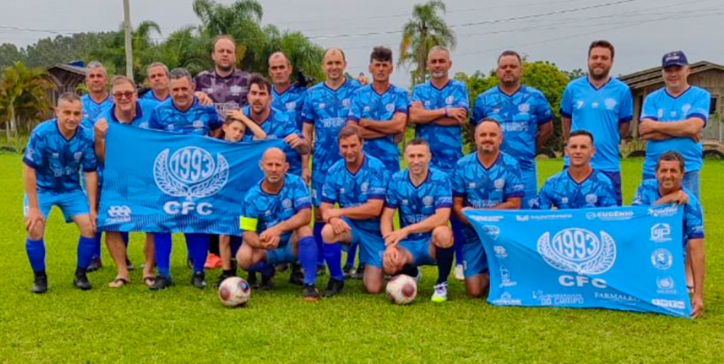 CINQUENTÃO DA CATARINA ENCERROU AS ATIVIDADES DO ANO COM CONFRATERNIZAÇÃO