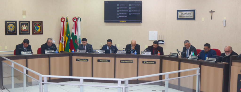 VEREADORES APROVAM PROJETO QUE GEROU POLÊMICA NA CÂMARA