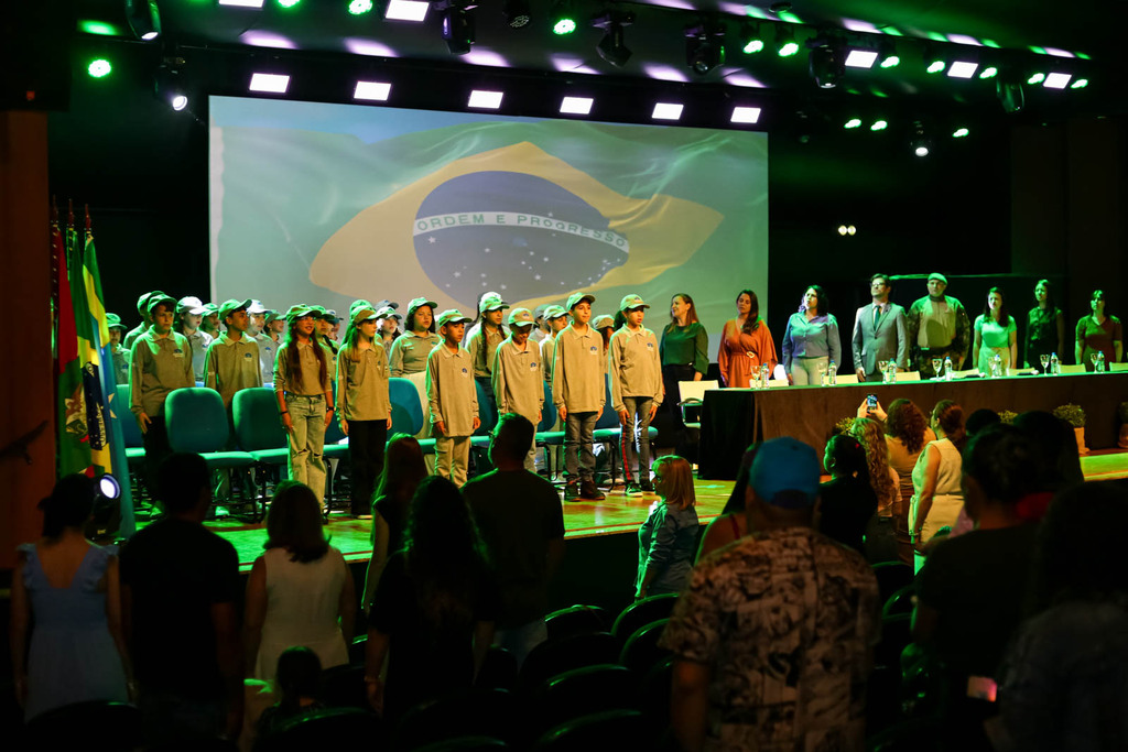  Formatura do projeto Guarda Mirim do Parque reúne alunos de duas escolas municipais