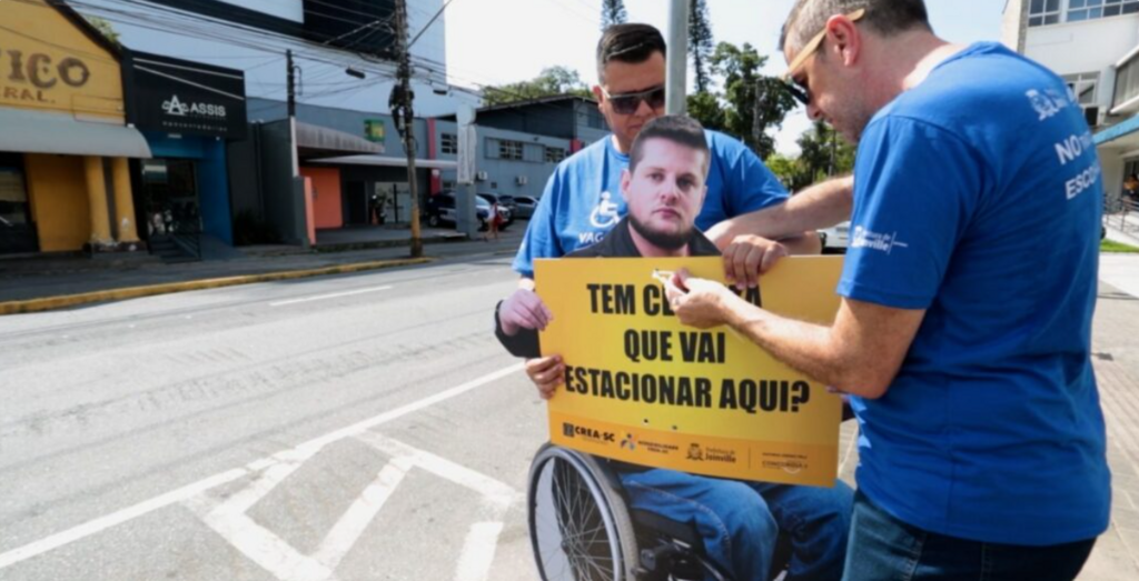 Prefeitura de Joinville lança nova fase de campanha educativa sobre vagas especiais de estacionamento
